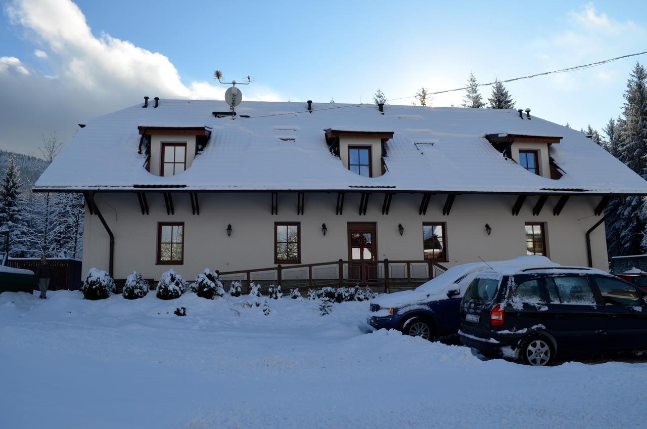 Hotel Na Doline Frenštát pod Radhoštěm Kültér fotó