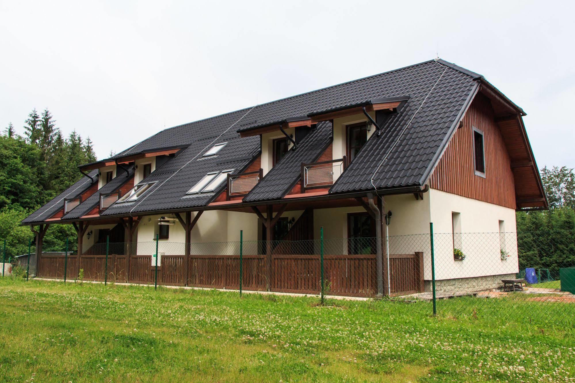 Hotel Na Doline Frenštát pod Radhoštěm Kültér fotó